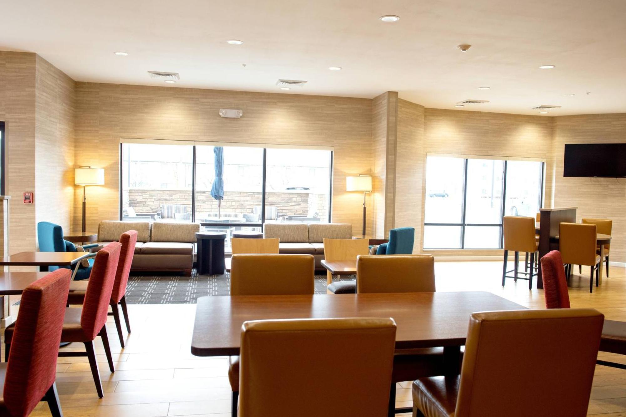 Towneplace Suites By Marriott Ames Exteriér fotografie