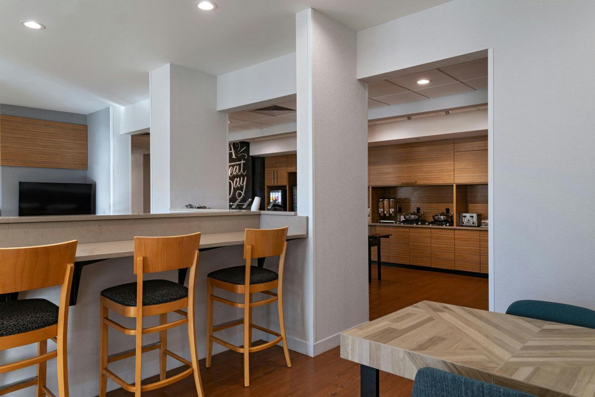 Towneplace Suites By Marriott Ames Exteriér fotografie
